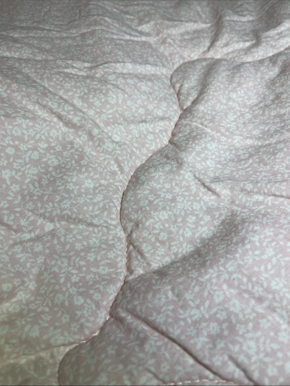Laura Ashley, Madeline full/queen comforter, green with pink roses 🌸